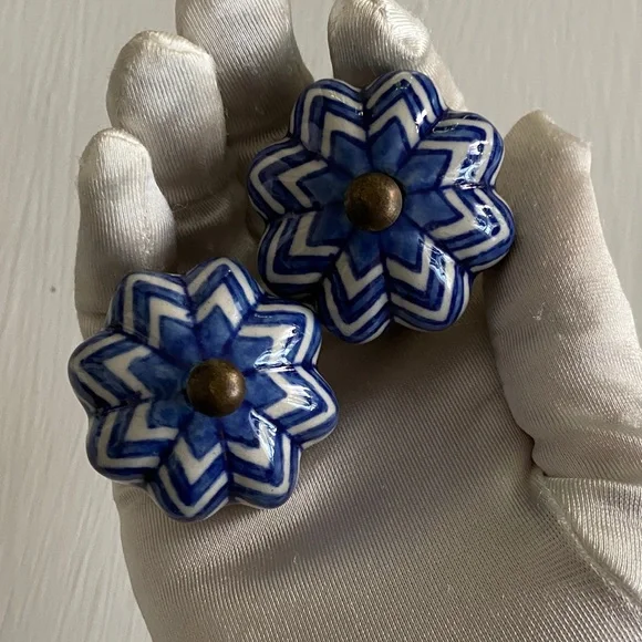Blue White Flower Ceramic Drawer Cabinet Knob Pulls Brass Set Hand Painted Chic - Picture 4 of 10